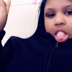 Meet your Posher, Aushawna